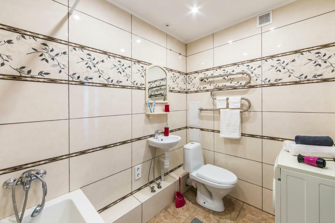 Super View, Luxury Apartment Near Chernihiv Metro. Kiev Extérieur photo