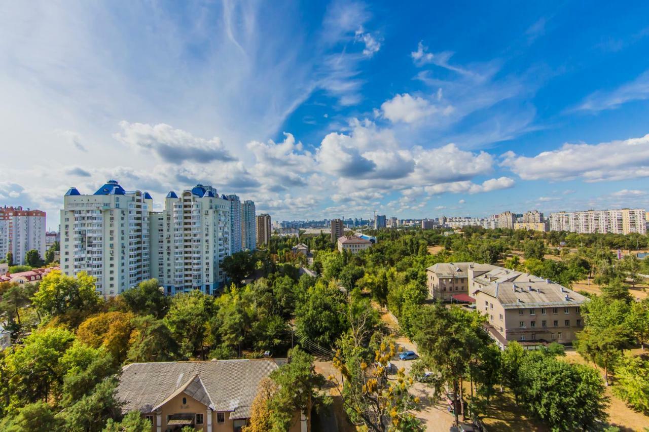 Super View, Luxury Apartment Near Chernihiv Metro. Kiev Extérieur photo