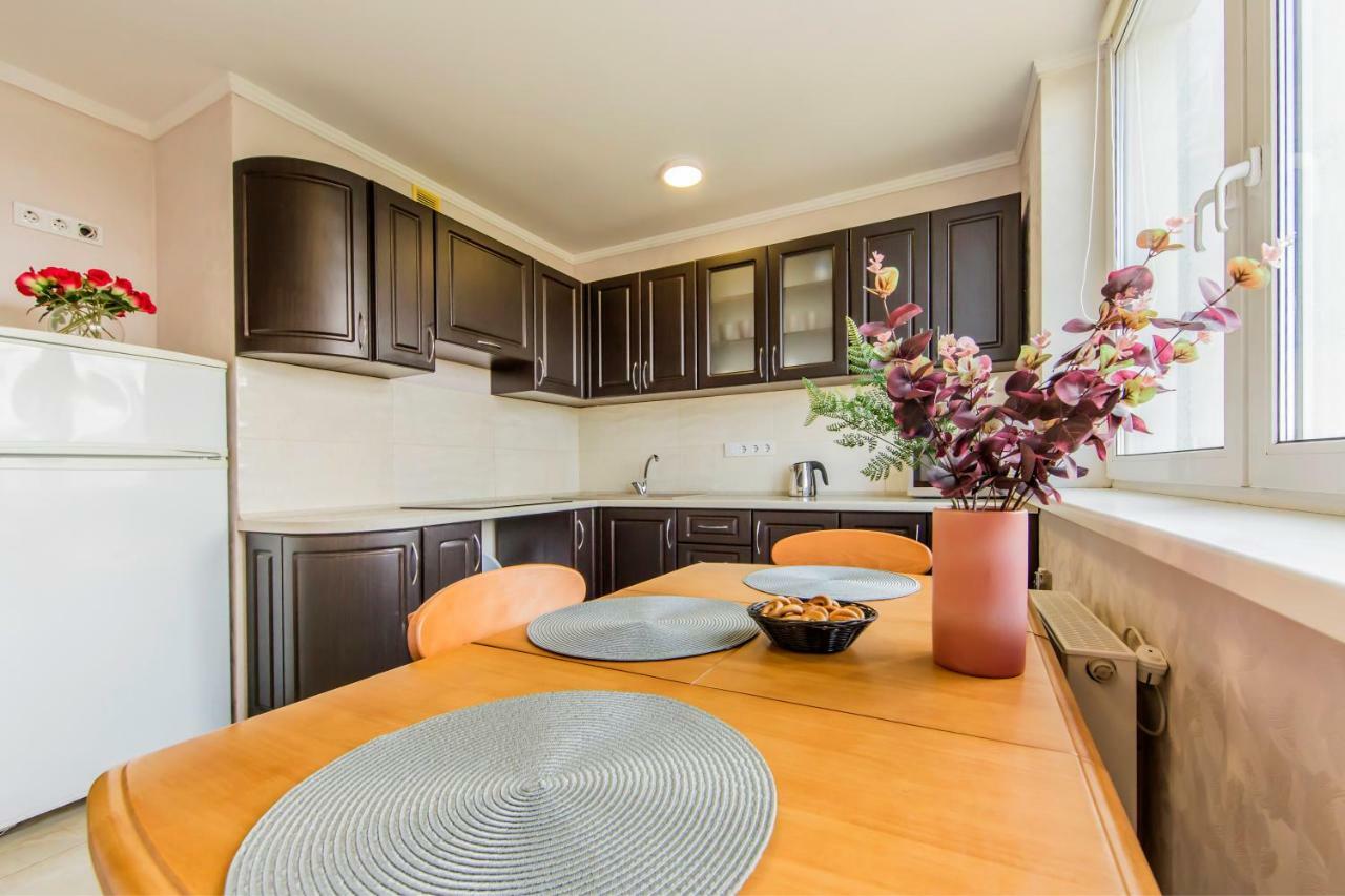 Super View, Luxury Apartment Near Chernihiv Metro. Kiev Extérieur photo