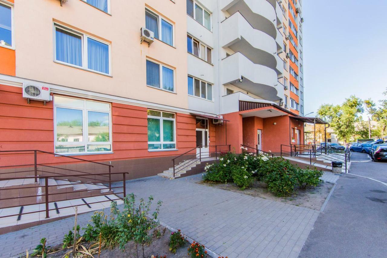 Super View, Luxury Apartment Near Chernihiv Metro. Kiev Extérieur photo
