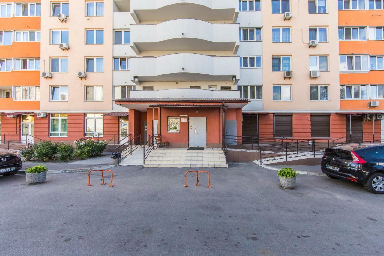 Super View, Luxury Apartment Near Chernihiv Metro. Kiev Extérieur photo